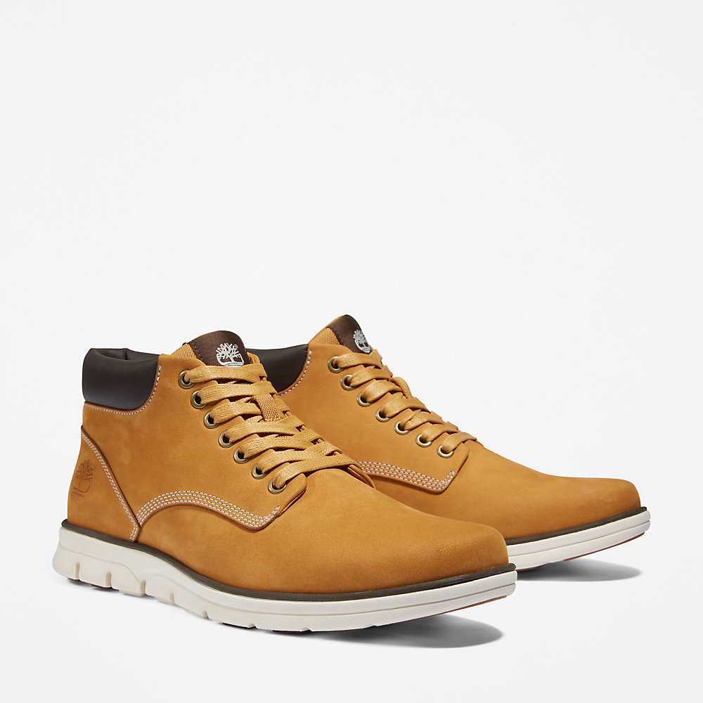 Yellow Men's Timberland Bradstreet Chukka Boots | Israel-5627401